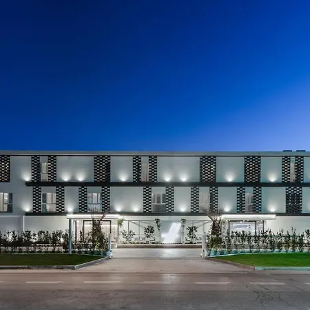 Ξενοδοχείο Hangar Teverola