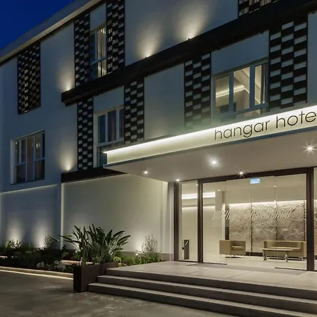 Hangar Otel 4*