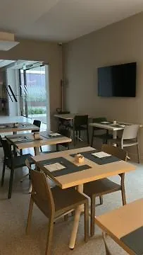 Szálloda Hangar 4*