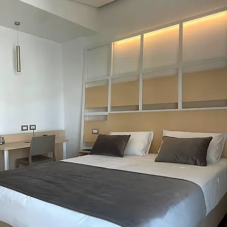 Hangar Hotel