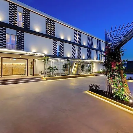 Hangar Hotel