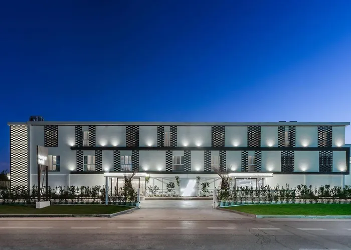 Hotel Hangar Teverola