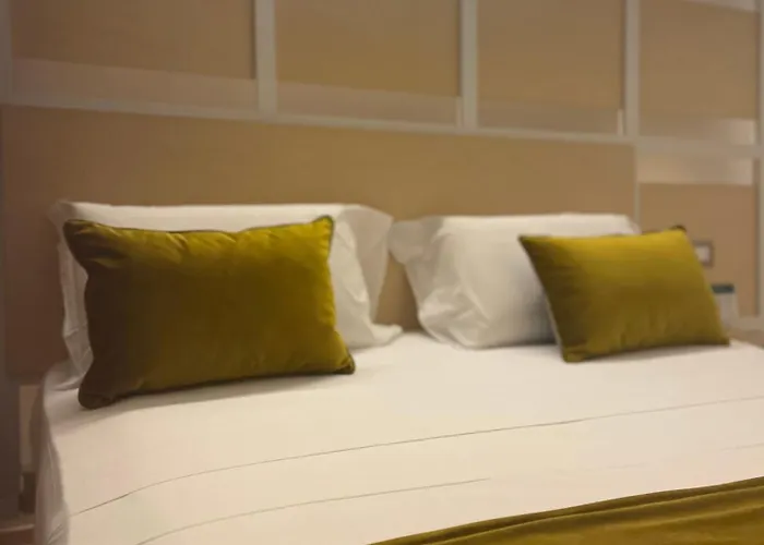 Hotel Hangar Teverola